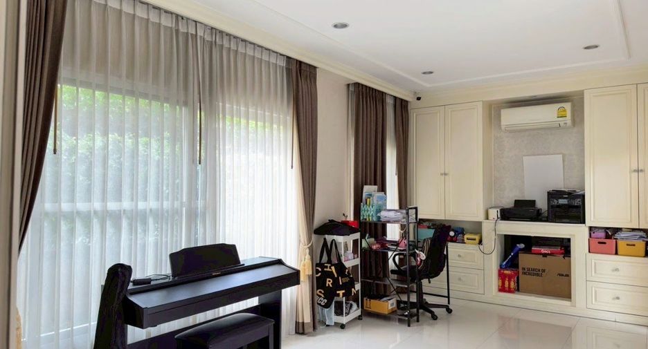 For sale 4 bed house in Pak Kret, Nonthaburi