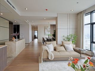 For sale 3 Beds condo in Ratchathewi, Bangkok