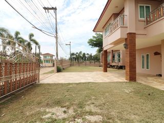 For sale 5 bed house in Mueang Udon Thani, Udon Thani