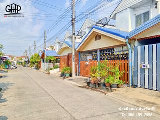 For sale 2 bed townhouse in Mueang Lop Buri, Lopburi