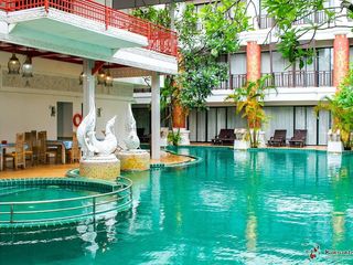 For sale 10 bed hotel in Bang Lamung, Chonburi