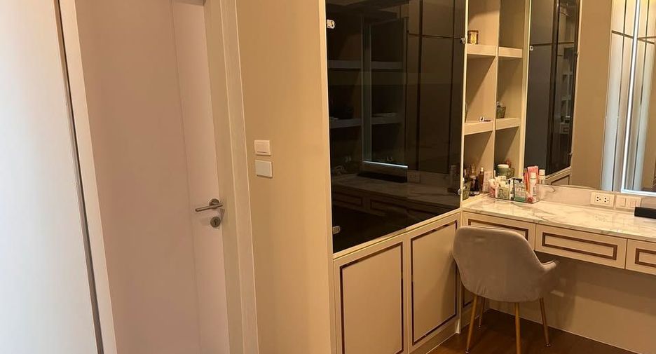 For rent 5 bedrooms house in Bang Kruai, Nonthaburi