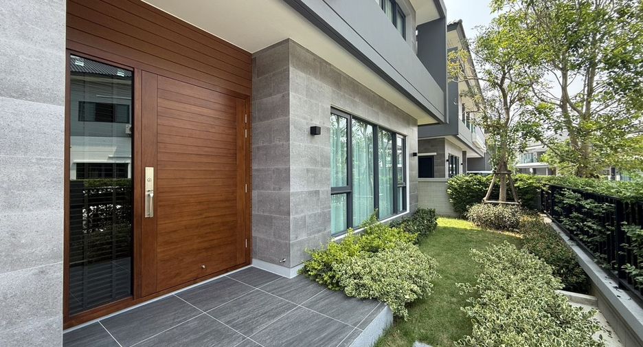À louer 4 chambres maison à Bang Phli, Samut Prakan