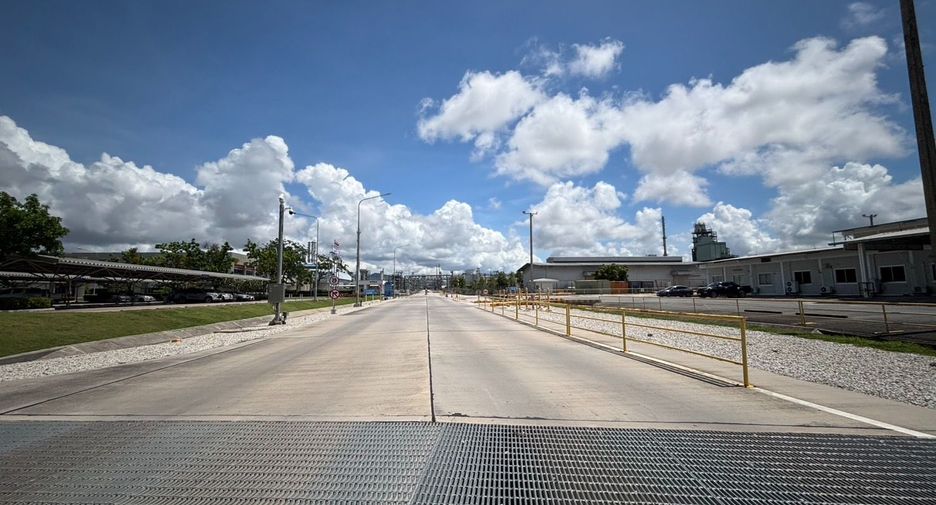Grundstück zum Kauf in Ban Chang, Rayong