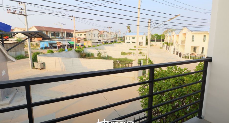 出售 3 卧室 独立屋 在 Si Racha, Chon Buri