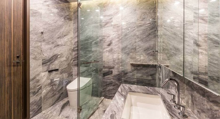 For rent and for sale 1 bed condo in Phaya Thai, Bangkok