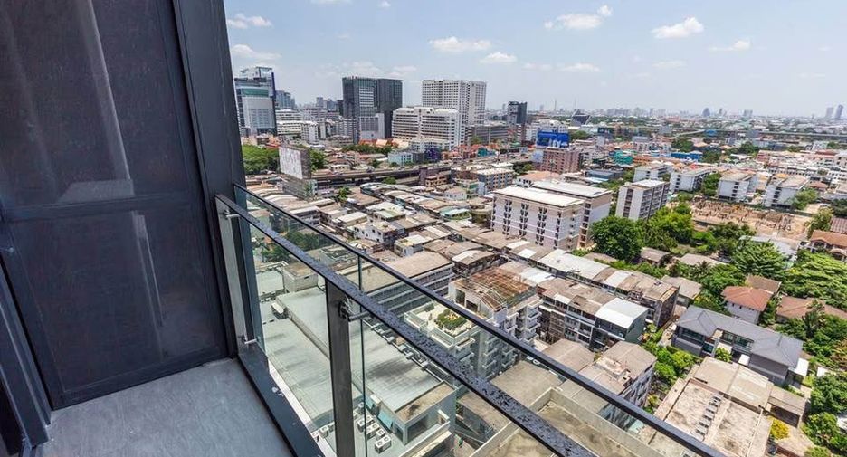 For rent and for sale 1 bed condo in Phaya Thai, Bangkok