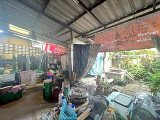 Продажа 3 спальни таунхаус в Банг Пхлат, Бангкок