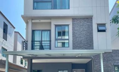 For rent 3 ベッドルーム house in Saphan Sung, Bangkok