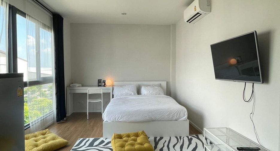 For rent 3 bedrooms house in Saphan Sung, Bangkok