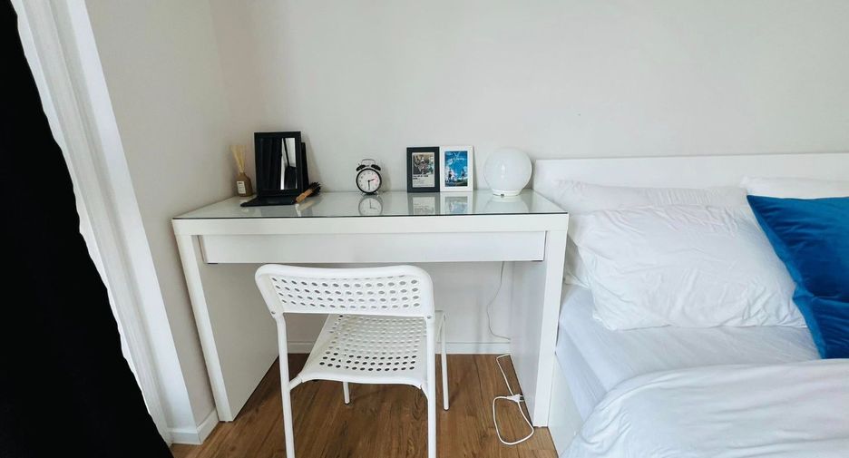 For rent 3 bedrooms house in Saphan Sung, Bangkok