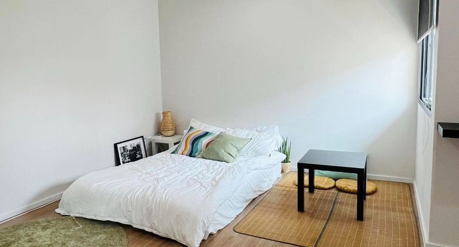 For rent 3 bedrooms house in Saphan Sung, Bangkok
