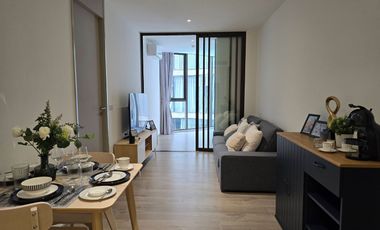Condo en alquiler y en venta de 2 habitaciones en Khlong Toei, Bangkok