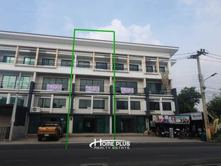 For sale 2 bed townhouse in Lam Luk Ka, Pathum Thani