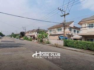 For sale 3 bedrooms townhouse in Thanyaburi, Pathum Thani