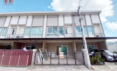For sale 3 Beds townhouse in Mueang Nonthaburi, Nonthaburi