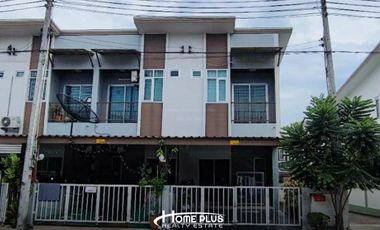 Reihenhaus zum Kauf mit 2 Zimmer in Si Racha, Chonburi