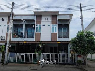 For sale 2 bedrooms townhouse in Si Racha, Chonburi