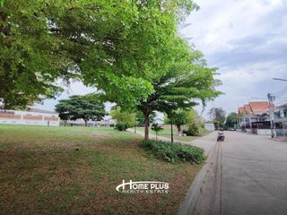 For sale 2 bedrooms townhouse in Si Racha, Chonburi