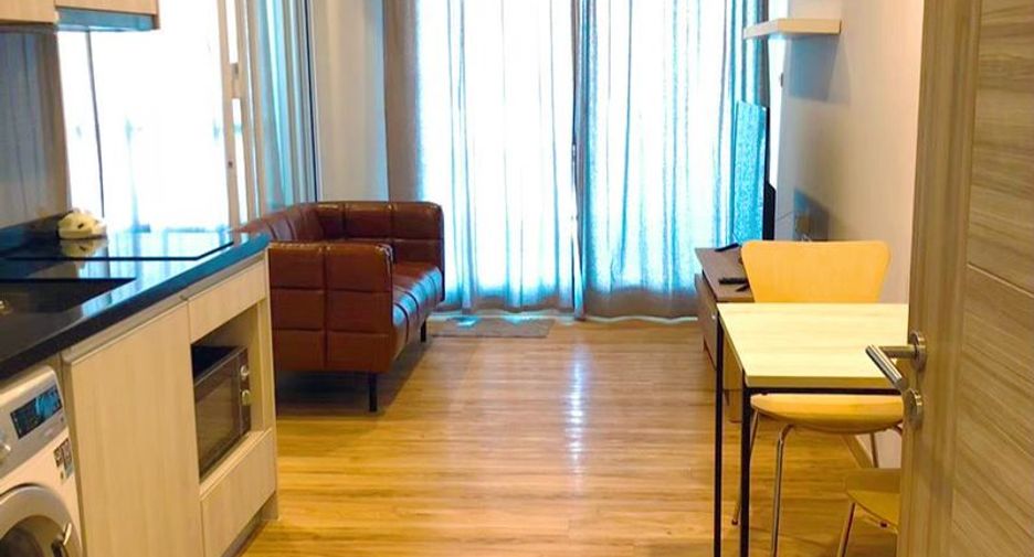 Condo en alquiler de 1 habitaciones en Si Racha, Chonburi