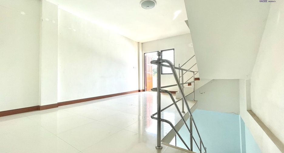 For sale 6 bedrooms retail Space in Mueang Surat Thani, Surat Thani