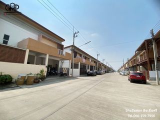For sale 3 bed townhouse in Khlong Luang, Pathum Thani