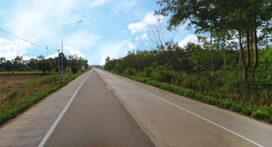 Terreno en venta en Si Racha, Chonburi