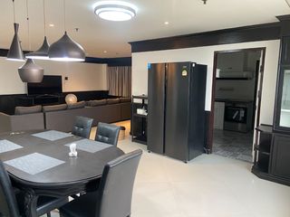 For sale 3 bed condo in Watthana, Bangkok