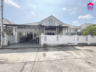 For sale 3 bed house in Mueang Surat Thani, Surat Thani