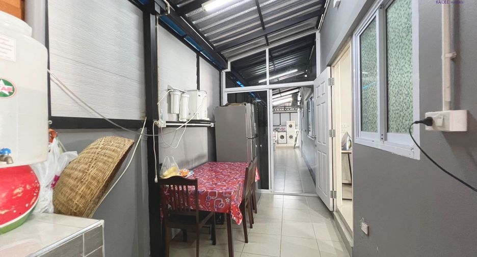 For sale 3 bedrooms house in Mueang Surat Thani, Surat Thani
