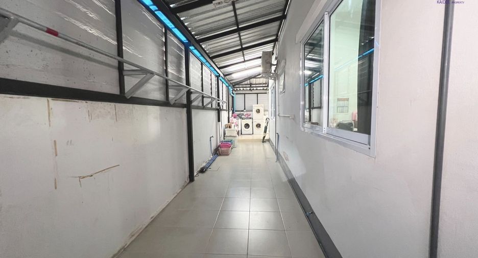 For sale 3 bedrooms house in Mueang Surat Thani, Surat Thani