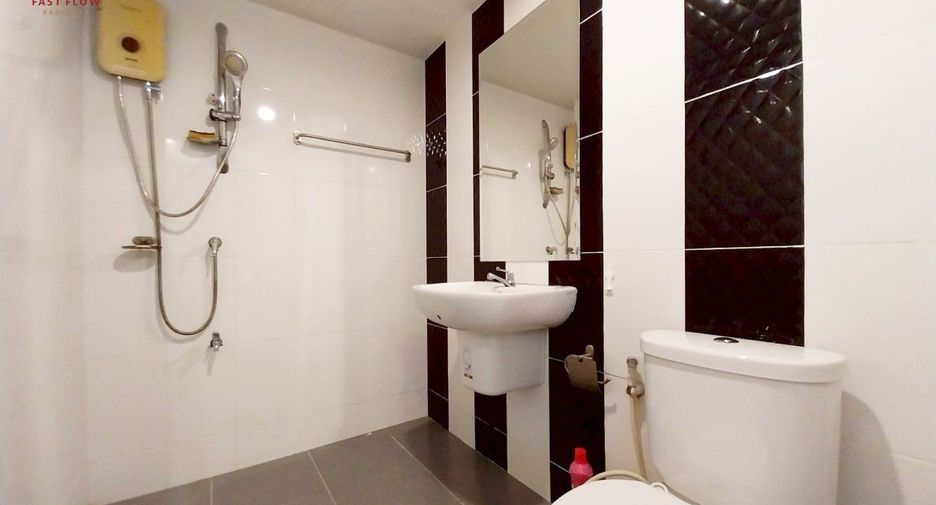 Продажа 4 спальни таунхаус в Lat Lum Kaeo, Патумтани