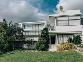 For rent and for sale 6 bedrooms villa in Kathu, Phuket