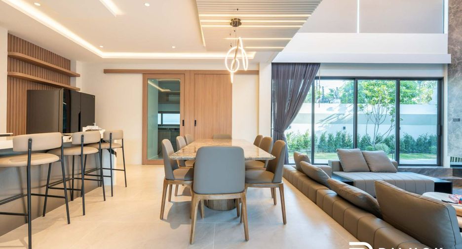 Villa en venta de 7 habitaciones en Sattahip, Chonburi