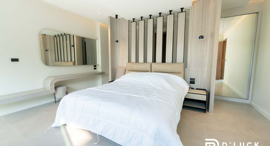 Villa en venta de 7 habitaciones en Sattahip, Chonburi