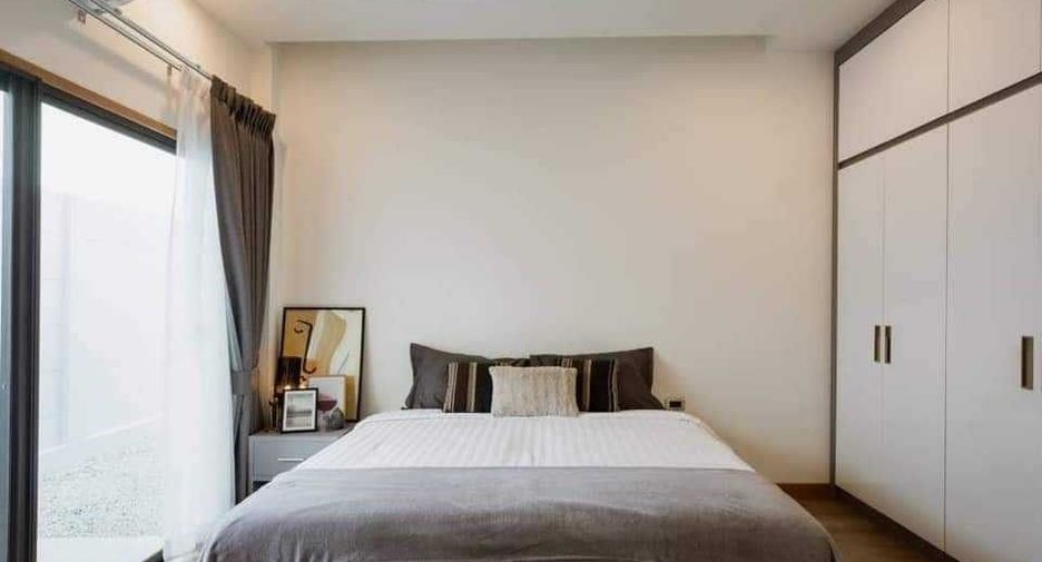 For rent 3 bedrooms villa in Bang Lamung, Chonburi