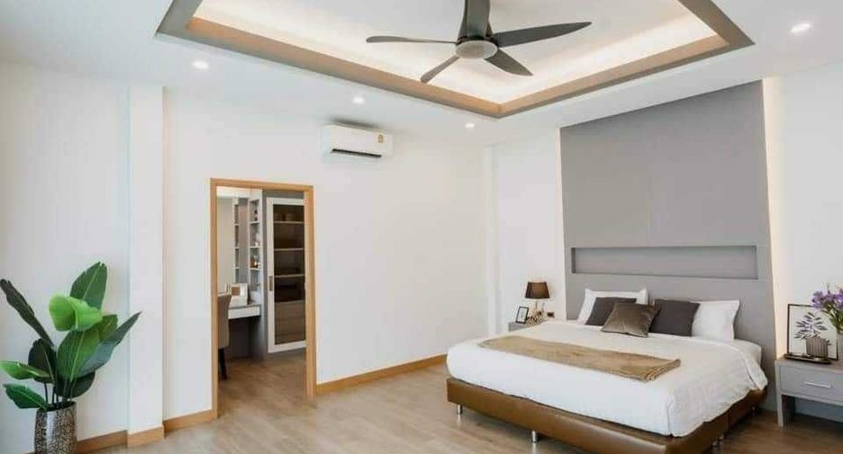 For rent 3 bedrooms villa in Bang Lamung, Chonburi