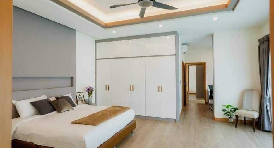 For rent 3 bedrooms villa in Bang Lamung, Chonburi