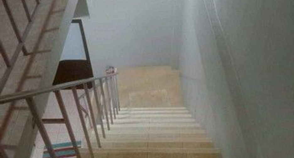 For sale 5 bedrooms retail Space in Mueang Surat Thani, Surat Thani