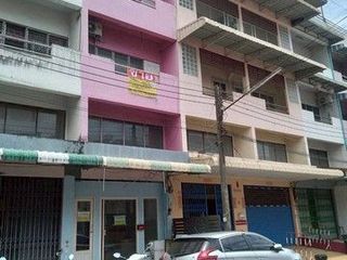 For sale 5 Beds retail Space in Mueang Surat Thani, Surat Thani