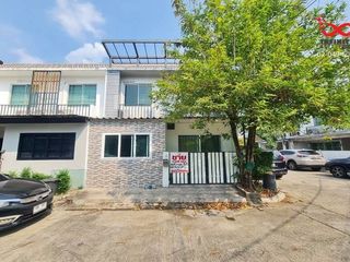 For rent そして for sale 4 Beds townhouse in Lat Phrao, Bangkok