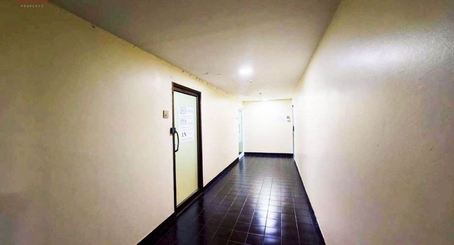 Apartment zum Kauf mit Studio in Watthana, Bangkok