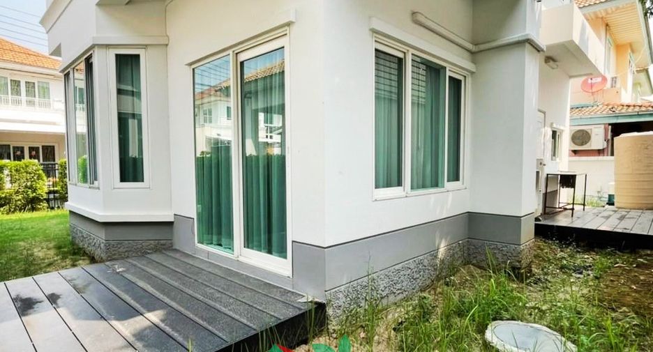 For sale 3 bedrooms house in Mueang Nonthaburi, Nonthaburi