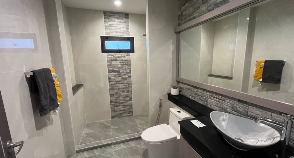 À vendre 3 chambres villa à Bang Lamung, Chonburi