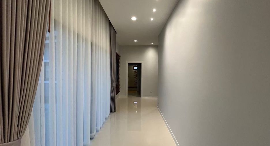 À vendre 3 chambres villa à Bang Lamung, Chonburi