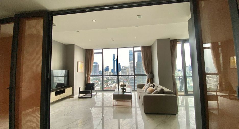 For rent 2 ベッドルーム condo in Watthana, Bangkok