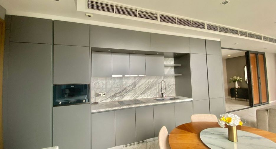 For rent 2 ベッドルーム condo in Watthana, Bangkok