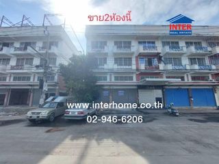 For sale 3 bed retail Space in Mueang Samut Prakan, Samut Prakan