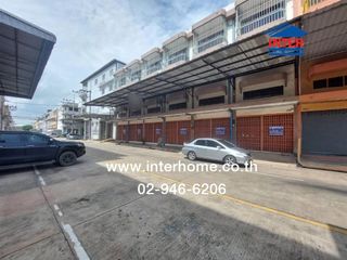 For sale 2 bed retail Space in Mueang Samut Sakhon, Samut Sakhon