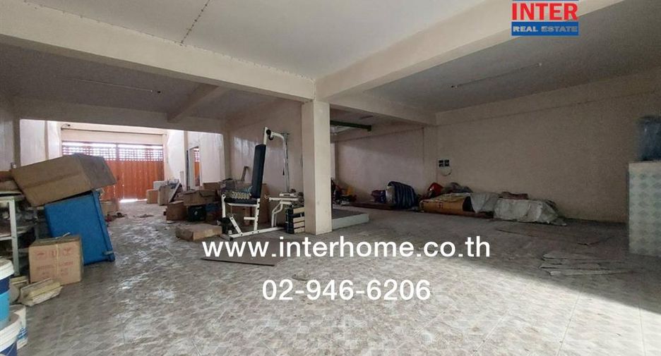 For rent and for sale 2 bedrooms retail Space in Mueang Samut Sakhon, Samut Sakhon